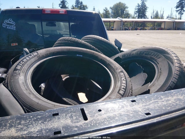 1C6RR7LT1GS317500 RAM 1500 Slt