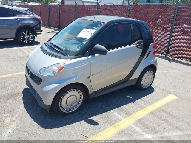 2013 Smart Fortwo Pure მანქანა იყიდება აუქციონზე, vin: WMEEJ3BA6DK706136, აუქციონის ნომერი: 45759317