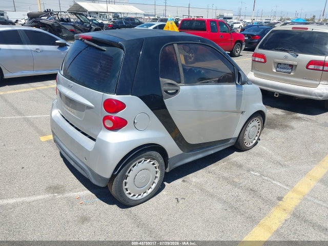 2013 Smart Fortwo Pure მანქანა იყიდება აუქციონზე, vin: WMEEJ3BA6DK706136, აუქციონის ნომერი: 45759317