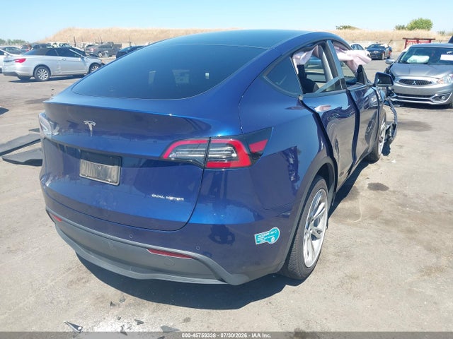 2023 Tesla Model Y Awd/long Range Dual Motor All-wheel Drive მანქანა იყიდება აუქციონზე, vin: 7SAYGDEE8PF582843, აუქციონის ნომერი: 45759338