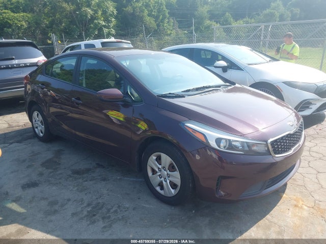 45759355 :رقم المزاد ، 3KPFK4A74HE146993 vin ، 2017 Kia Forte Lx مزاد بيع