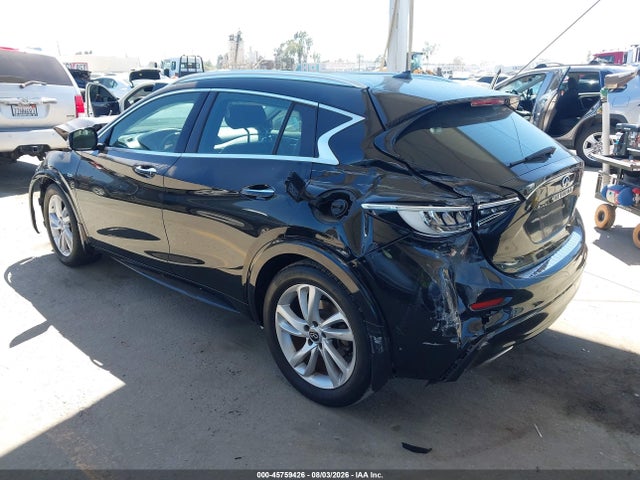 Infiniti Qx30 Premium 2018 SJKCH5CP1JA057344 Image 3