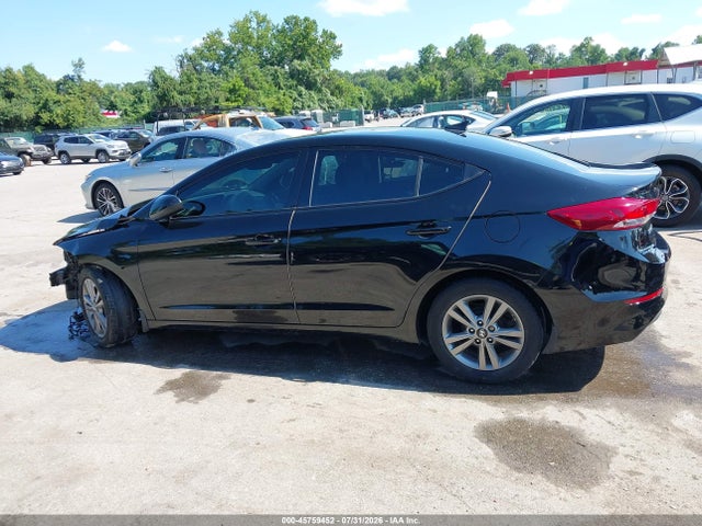 Продажа на аукционе авто 2017 Hyundai Elantra Value Edition, vin: 5NPD84LF6HH149870, номер лота: 45759452