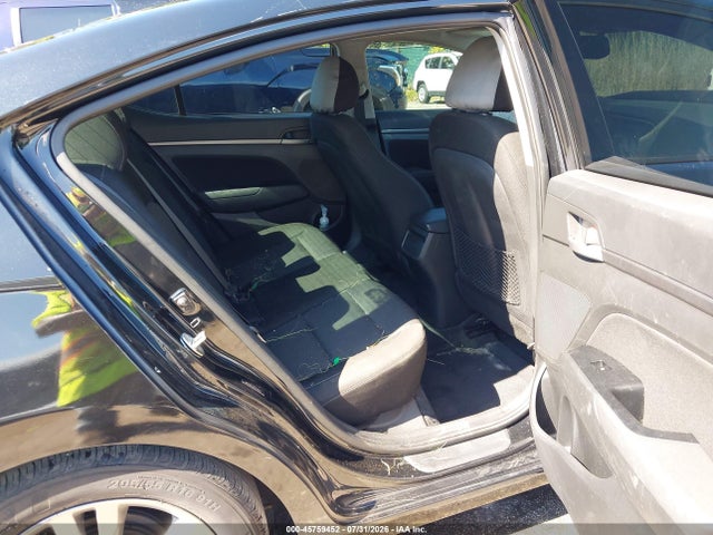 Продажа на аукционе авто 2017 Hyundai Elantra Value Edition, vin: 5NPD84LF6HH149870, номер лота: 45759452