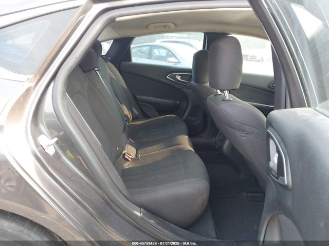 2015 Chrysler 200 Limited მანქანა იყიდება აუქციონზე, vin: 1C3CCCAB3FN680868, აუქციონის ნომერი: 45759488