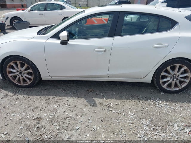 Продаж на аукціоні авто 2015 Mazda Mazda3 S Grand Touring, vin: JM1BM1M30F1238117, номер лоту: 45759600