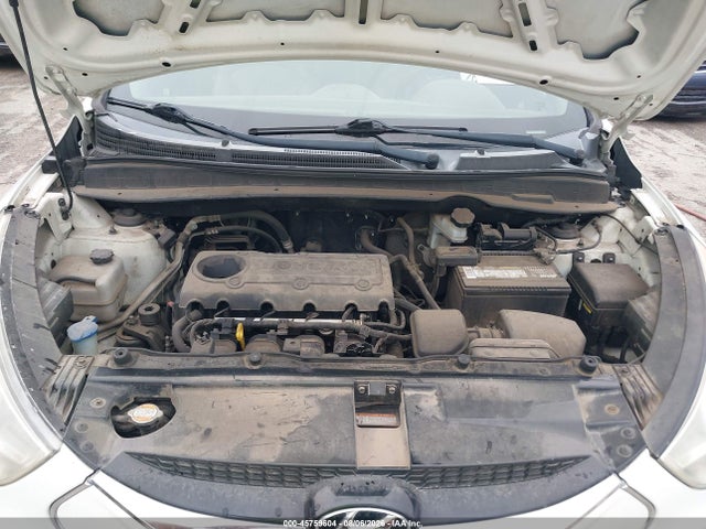 2010 Hyundai Tucson Limited მანქანა იყიდება აუქციონზე, vin: KM8JU3AC5AU051504, აუქციონის ნომერი: 45759604