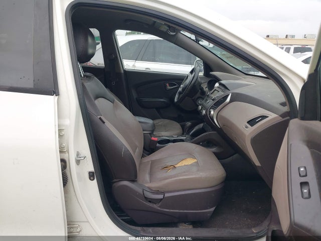 2010 Hyundai Tucson Limited მანქანა იყიდება აუქციონზე, vin: KM8JU3AC5AU051504, აუქციონის ნომერი: 45759604