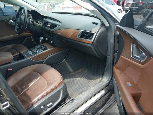 2016 Audi A7 3.0 Premium Plus მანქანა იყიდება აუქციონზე, vin: WAUWGAFC2GN012724, აუქციონის ნომერი: 45759606