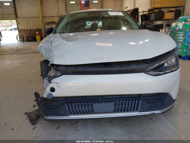 Продажа на аукционе авто 2024 Kia Ev6 Light Long Range, vin: KNDC3DLC9R5615275, номер лота: 45759666