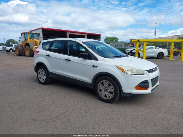 45759735 :رقم المزاد ، 1FMCU0F77FUB74506 vin ، 2015 Ford Escape S مزاد بيع