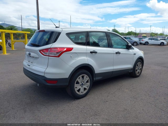 45759735 :رقم المزاد ، 1FMCU0F77FUB74506 vin ، 2015 Ford Escape S مزاد بيع