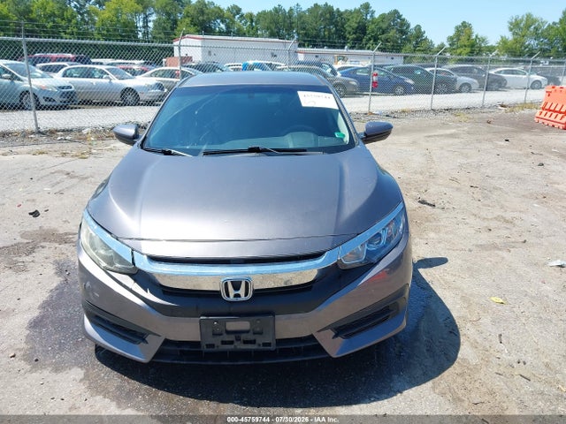 2018 Honda Civic Lx მანქანა იყიდება აუქციონზე, vin: 2HGFC2F5XJH557917, აუქციონის ნომერი: 45759744