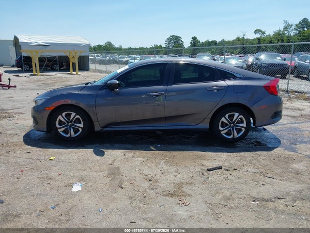 2HGFC2F5XJH557917 Honda Civic Lx