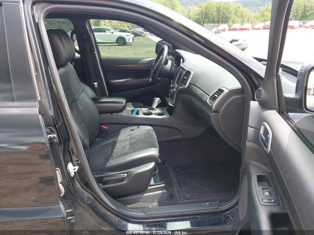 Продаж на аукціоні авто 2018 Jeep Grand Cherokee Altitude 4x4, vin: 1C4RJFAG9JC173129, номер лоту: 45759760