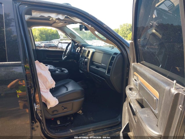 Продажа на аукционе авто 2017 Ram 2500 Laramie  4x4 6'4 Box, vin: 3C6UR5NL8HG676010, номер лота: 45759805