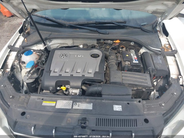 Aukcja sprzedaży 2014 Volkswagen Passat 2.0l Tdi Se, vin: 1VWBN7A35EC044672, numer aukcji: 45759877