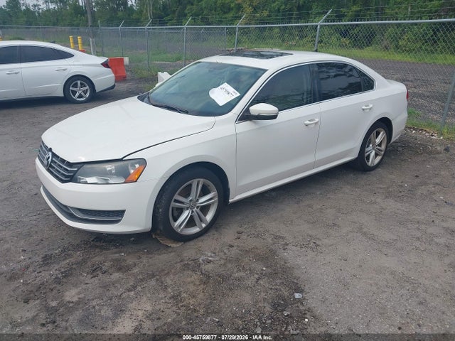 Aukcja sprzedaży 2014 Volkswagen Passat 2.0l Tdi Se, vin: 1VWBN7A35EC044672, numer aukcji: 45759877