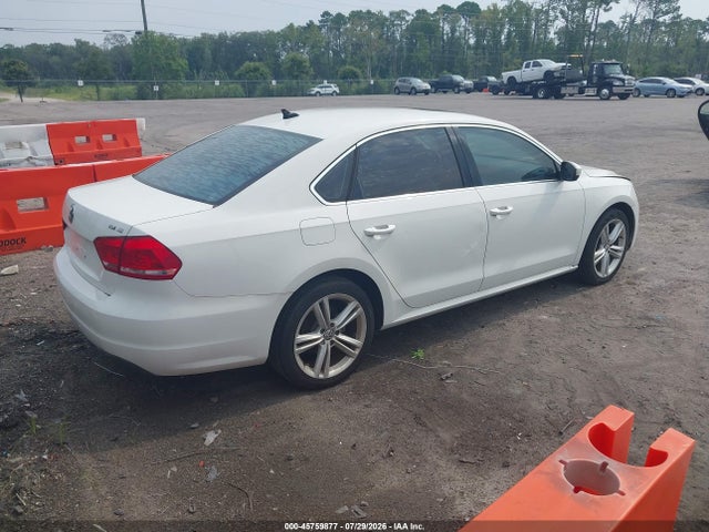 Aukcja sprzedaży 2014 Volkswagen Passat 2.0l Tdi Se, vin: 1VWBN7A35EC044672, numer aukcji: 45759877