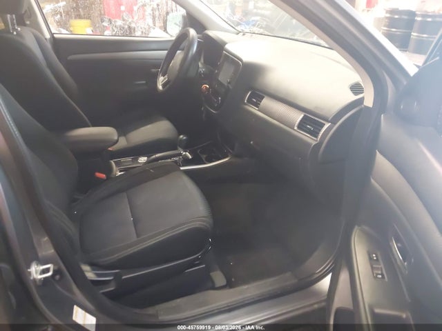 45759919 :رقم المزاد ، JA4AZ3A34JZ053053 vin ، 2018 Mitsubishi Outlander Es مزاد بيع