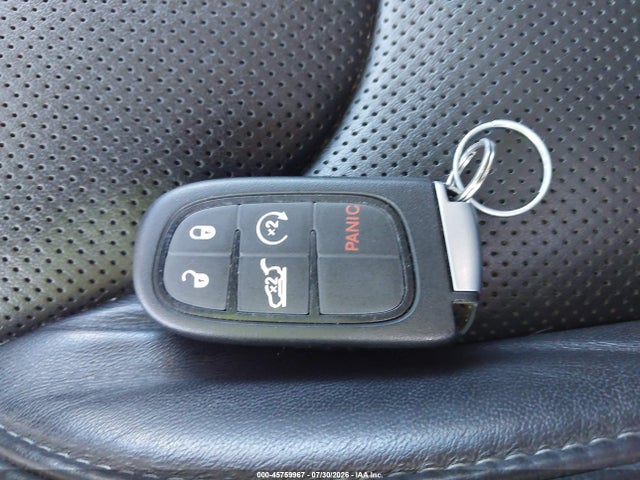 Продажа на аукционе авто 2021 Jeep Cherokee Limited 4x4, vin: 1C4PJMDN3MD237623, номер лота: 45759967