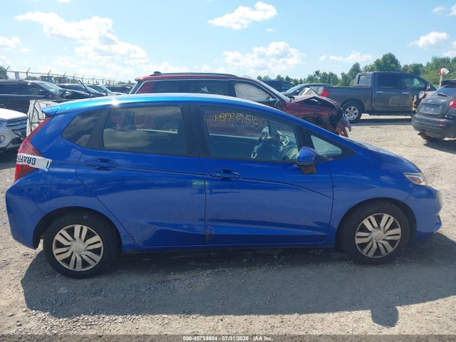 45759984 :رقم المزاد ، JHMGK5H56HS011878 vin ، 2017 Honda Fit Lx مزاد بيع