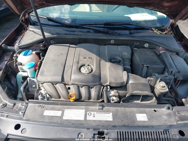 2013 Volkswagen Passat 2.5l Se მანქანა იყიდება აუქციონზე, vin: 1VWBP7A37DC123589, აუქციონის ნომერი: 45760056