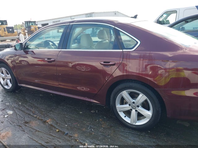 2013 Volkswagen Passat 2.5l Se მანქანა იყიდება აუქციონზე, vin: 1VWBP7A37DC123589, აუქციონის ნომერი: 45760056