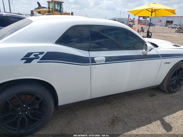 45760079 :رقم المزاد ، 2C3CDZBT4FH709570 vin ، 2015 Dodge Challenger R/t Plus مزاد بيع