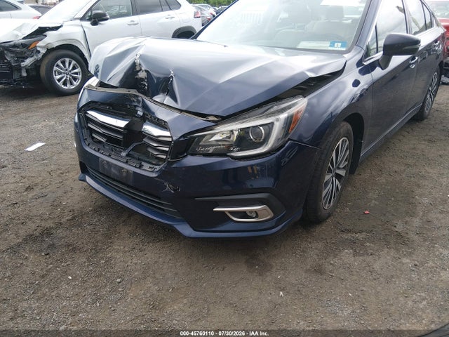 2018 Subaru Legacy 2.5i Premium მანქანა იყიდება აუქციონზე, vin: 4S3BNAF68J3016975, აუქციონის ნომერი: 45760110