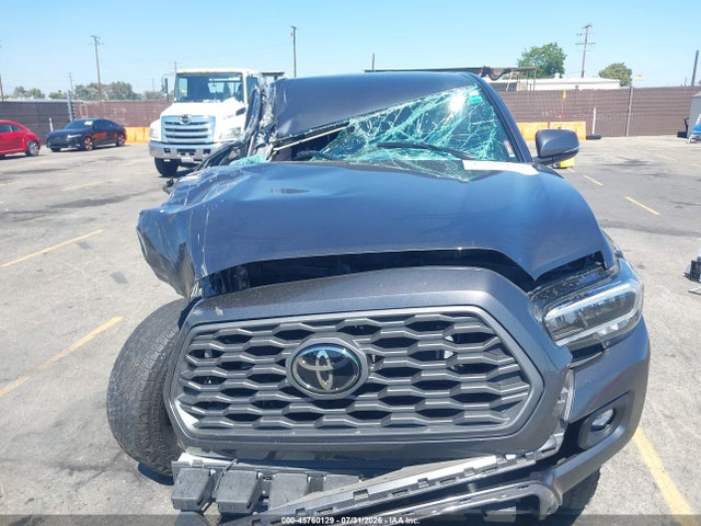 3TMCZ5AN8PM620144 Toyota Tacoma Trd Off Road