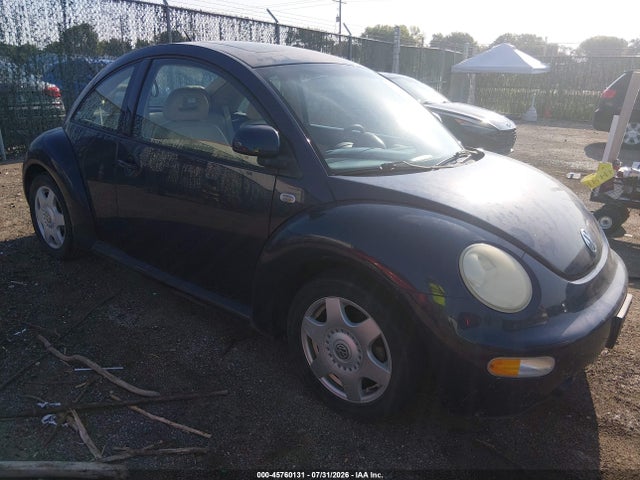 2000 Volkswagen New Beetle Gls მანქანა იყიდება აუქციონზე, vin: 3VWCA21C7YM410296, აუქციონის ნომერი: 45760131
