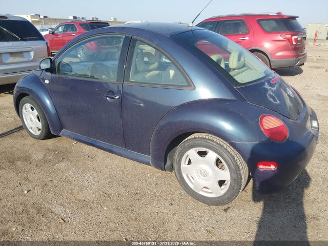 2000 Volkswagen New Beetle Gls მანქანა იყიდება აუქციონზე, vin: 3VWCA21C7YM410296, აუქციონის ნომერი: 45760131