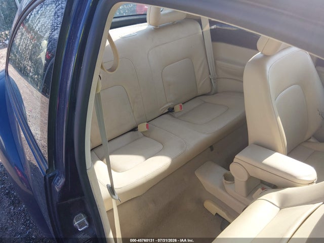 2000 Volkswagen New Beetle Gls მანქანა იყიდება აუქციონზე, vin: 3VWCA21C7YM410296, აუქციონის ნომერი: 45760131