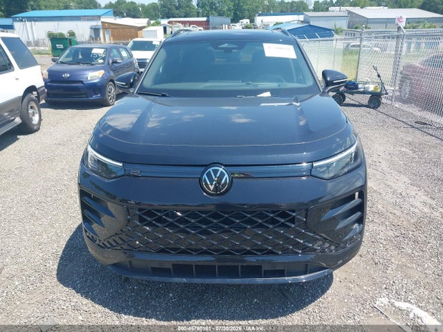 Aukcja sprzedaży 2025 Volkswagen Tiguan 2.0t Se R-line Black, vin: 3VVGR7RM0SM007325, numer aukcji: 45760181