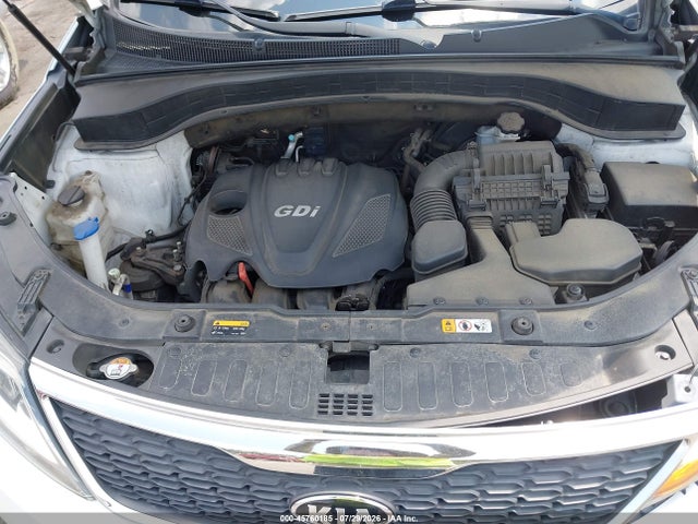Продажа на аукционе авто 2015 Kia Sorento Lx, vin: 5XYKT3A61FG591110, номер лота: 45760185