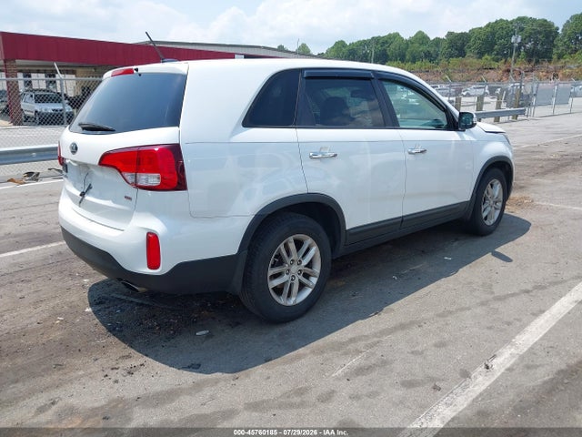 Продажа на аукционе авто 2015 Kia Sorento Lx, vin: 5XYKT3A61FG591110, номер лота: 45760185