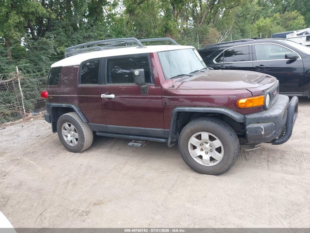 45760192 :رقم المزاد ، JTEBU11F670019275 vin ، 2007 Toyota Fj Cruiser مزاد بيع