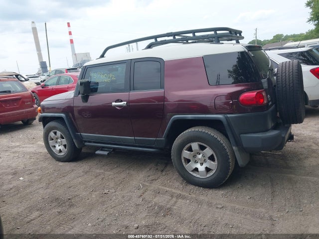 45760192 :رقم المزاد ، JTEBU11F670019275 vin ، 2007 Toyota Fj Cruiser مزاد بيع