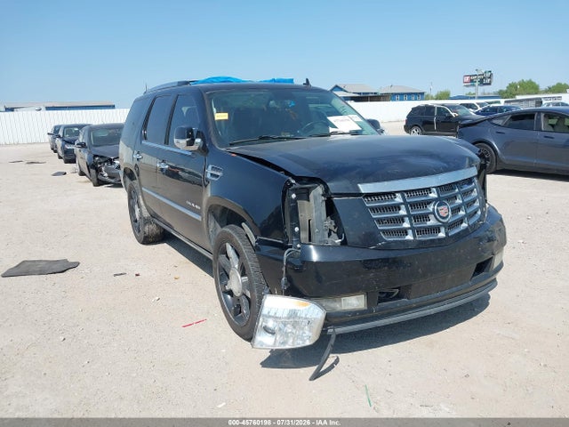 Продажа на аукционе авто 2011 Cadillac Escalade Premium, vin: 1GYS3CEF7BR289238, номер лота: 45760198