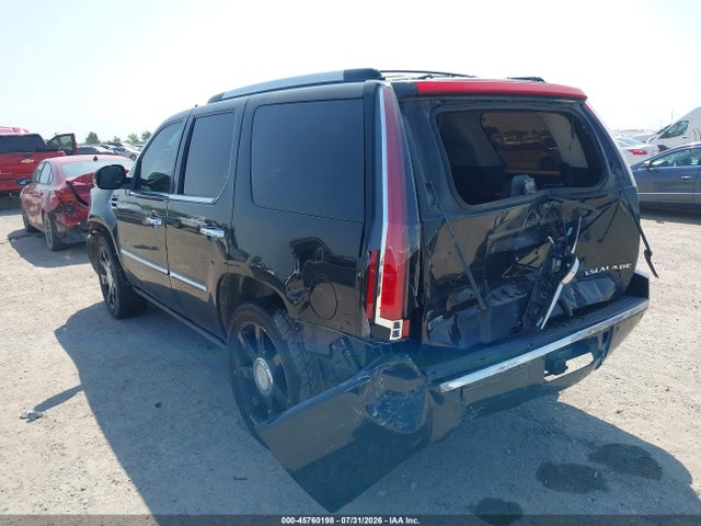 Продажа на аукционе авто 2011 Cadillac Escalade Premium, vin: 1GYS3CEF7BR289238, номер лота: 45760198