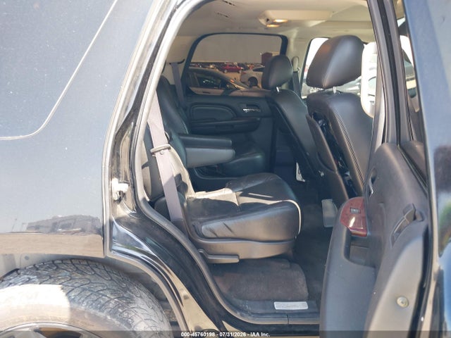 Продажа на аукционе авто 2011 Cadillac Escalade Premium, vin: 1GYS3CEF7BR289238, номер лота: 45760198