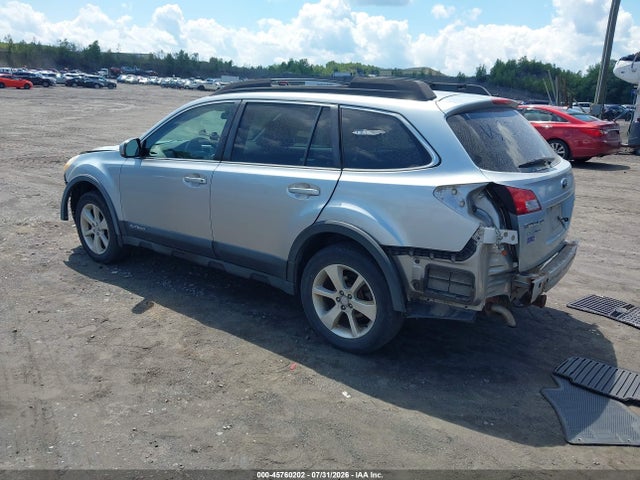 Auction sale of the 2013 Subaru Outback 2.5i Premium, vin: 4S4BRBCCXD3249132, lot number: 45760202