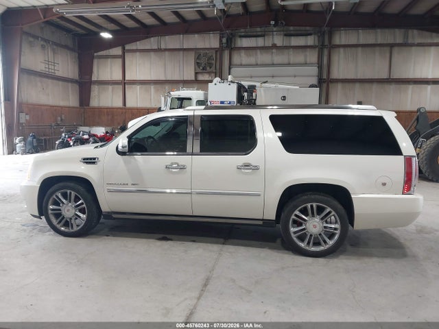 Aukcja sprzedaży 2011 Cadillac Escalade Esv Platinum Edition, vin: 1GYS4KEF1BR162301, numer aukcji: 45760243