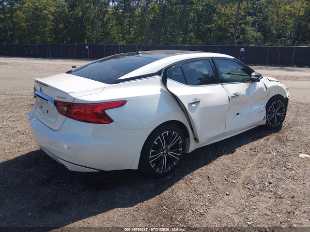 2017 Nissan Maxima 3.5 Platinum მანქანა იყიდება აუქციონზე, vin: 1N4AA6AP5HC381327, აუქციონის ნომერი: 45760287