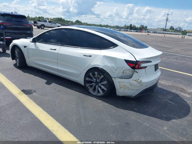 45760296 :رقم المزاد ، 5YJ3E1EA0RF795121 vin ، 2024 Tesla Model 3 مزاد بيع