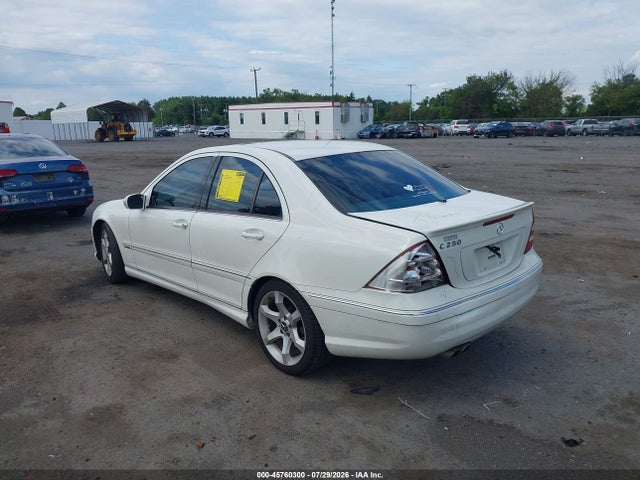 Продажа на аукционе авто 2007 Mercedes-benz C 230 Sport, vin: WDBRF52H37F918496, номер лота: 45760300