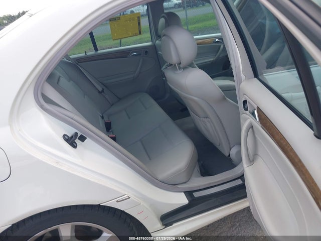 Продажа на аукционе авто 2007 Mercedes-benz C 230 Sport, vin: WDBRF52H37F918496, номер лота: 45760300