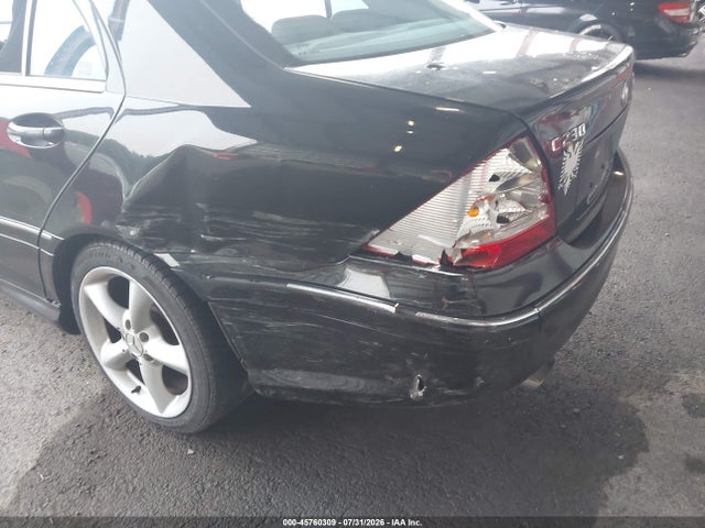 Продажа на аукционе авто 2005 Mercedes-benz C 230 Kompressor Sport, vin: WDBRF40J35F711622, номер лота: 45760309