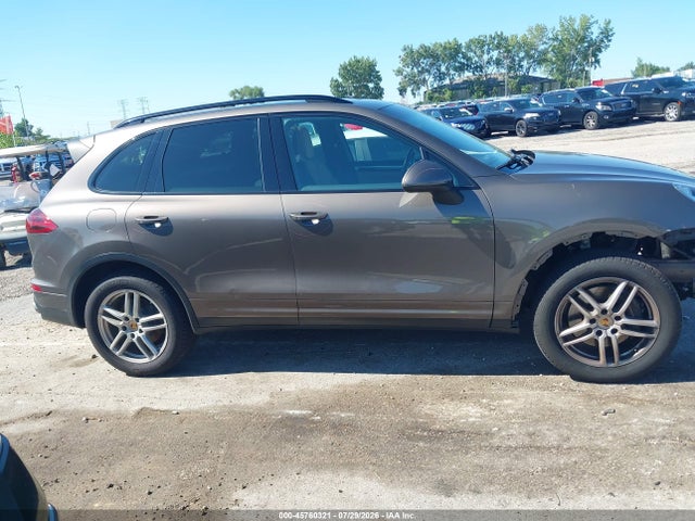 Продажа на аукционе авто 2016 Porsche Cayenne, vin: WP1AA2A24GKA12761, номер лота: 45760321